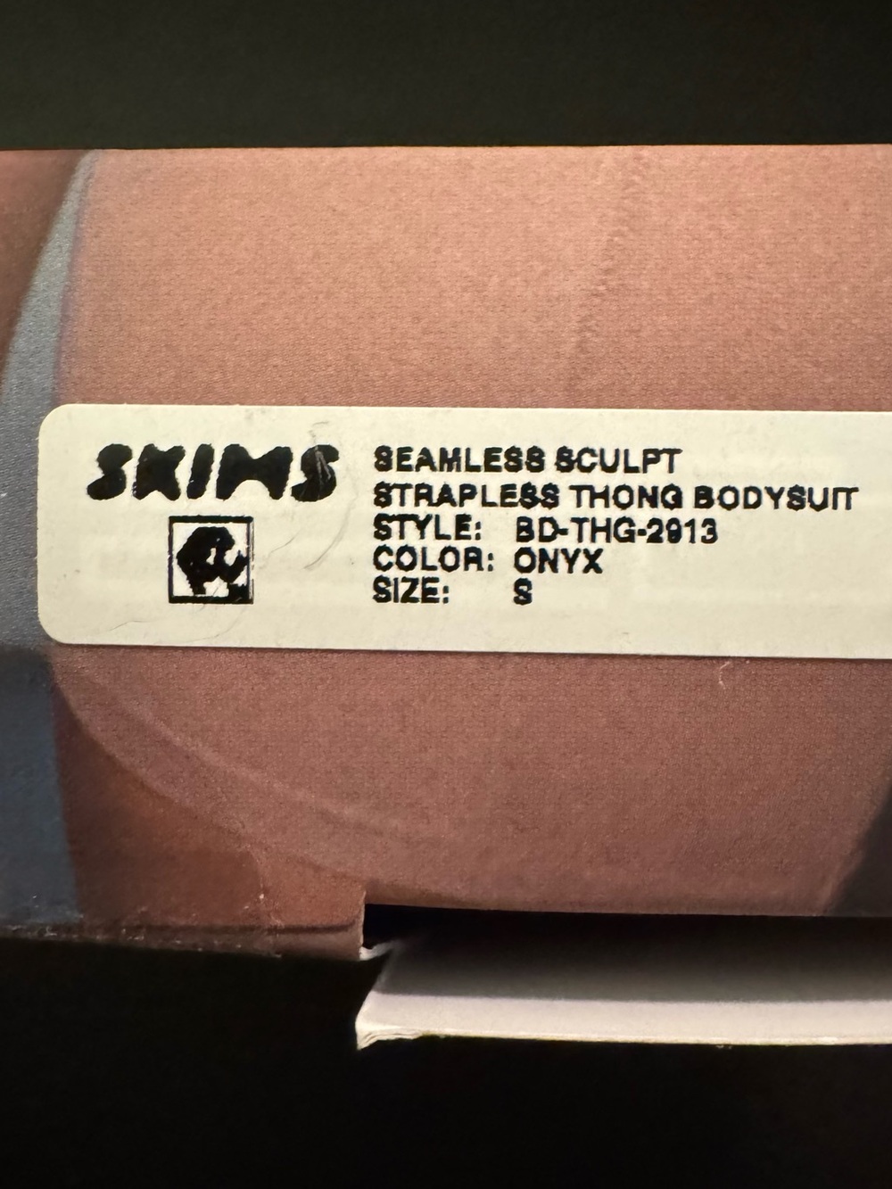 SKIMS Seamless Sculpt Strapless Thong Bodysuit Onyx Size S - Picture 11 of 11